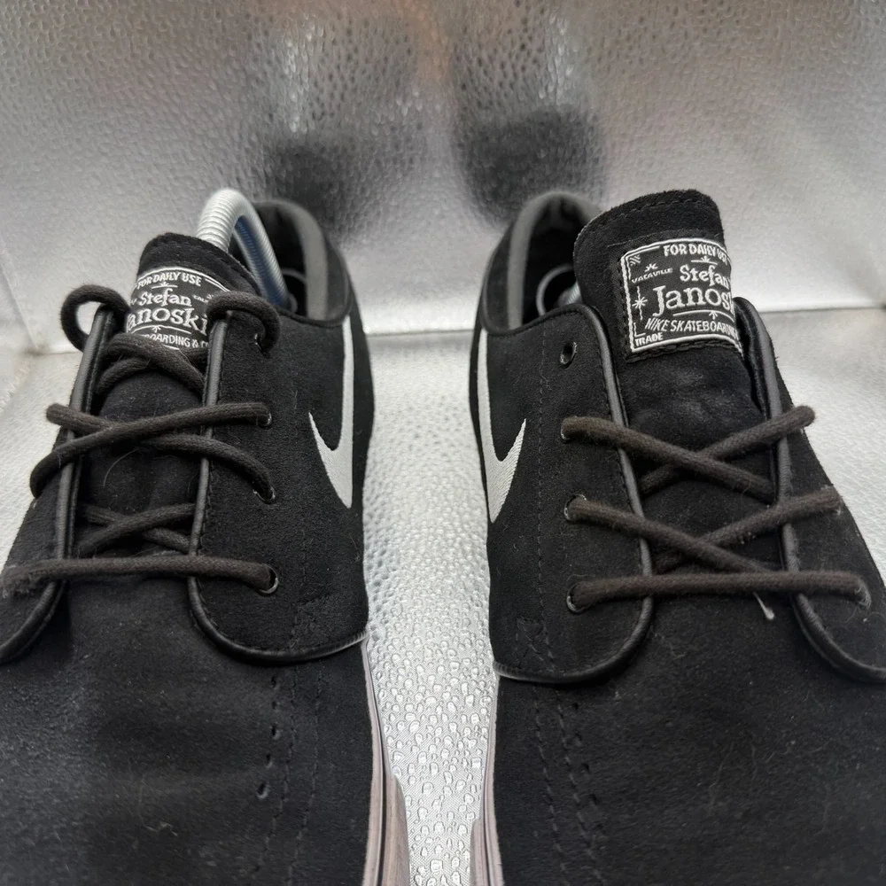 Size 10.5 Nike SB Zoom Janoski OG+ Black White Mens‎ Skate Board Shoe FD6757-001